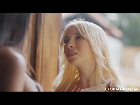 ❤️ Vajza vjen në shtëpi disa muaj më vonë dhe përfundon duke ngrënë pidhin e njerkës së saj ❤ Video seksi në pornografi sq.bestsexporno.ru ️❤
